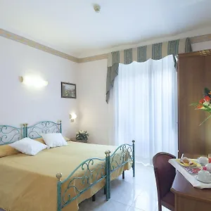 ** Hotel Oriente Italia